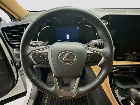 Used 2022 Lexus NX 350h AWD w/ Vision Package image 18