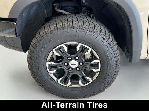 Used 2022 Chevrolet Silverado 1500 ZR2 w/ Technology Package AWD/4WD image 30