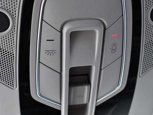 Used 2017 Audi A4 2.0T Premium w/ Convenience Package image 39