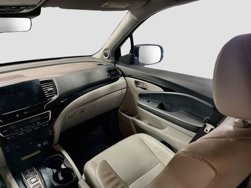 Used 2022 Honda Pilot Elite image 25