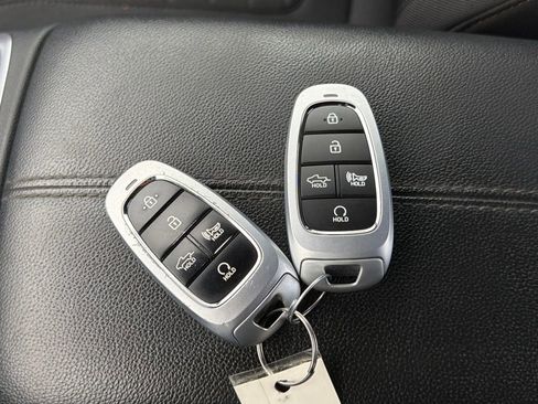 Used 2023 Hyundai Santa Cruz SEL w/ Cargo Package image 28