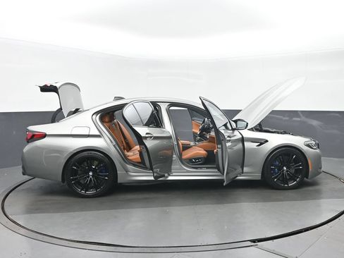 Used 2022 BMW M5 w/ Competition Package AWD/4WD image 37