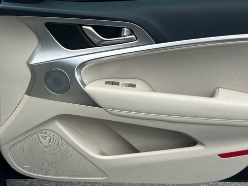 New 2026 Genesis G70 2.5T Prestige AWD/4WD image 14