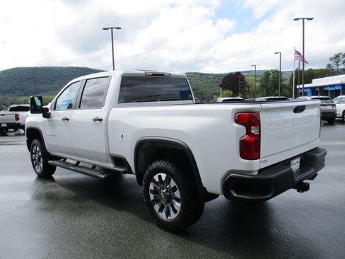 Used 2024 Chevrolet Silverado 2500 Custom w/ Custom Value Package AWD/4WD image 7