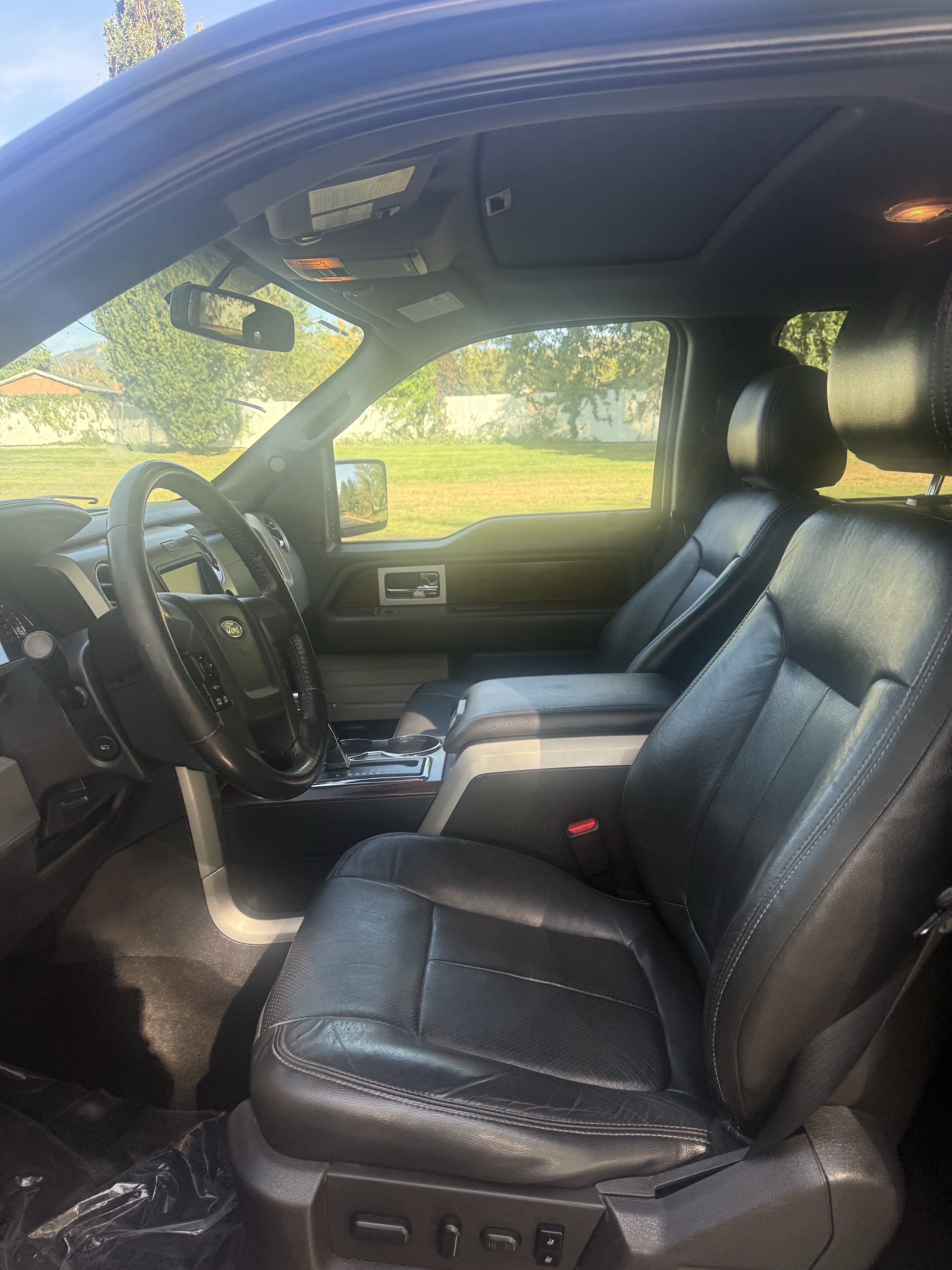 Used 2013 Ford F150 Lariat w/ Luxury Equipment Group AWD/4WD image 12