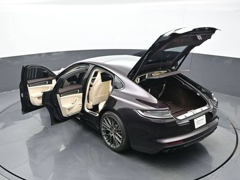 Certified 2023 Porsche Panamera 4 Platinum Edition AWD/4WD image 30
