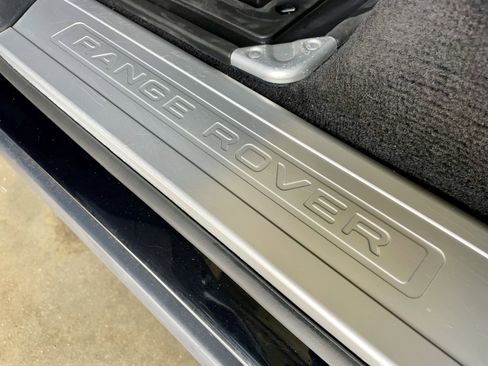 Used 2019 Land Rover Range Rover Sport HSE image 39