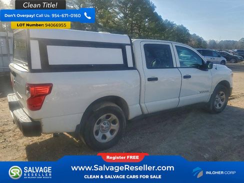 Used 2017 Nissan Titan S image 4