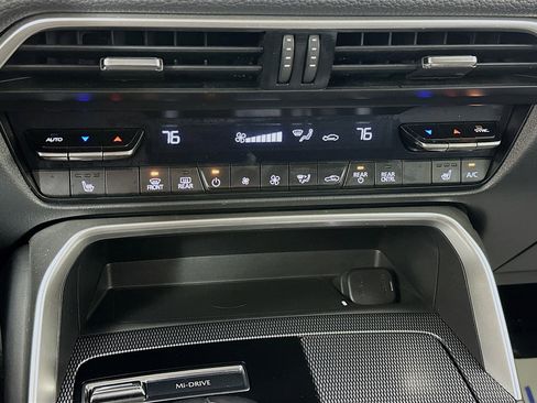 Used 2025 MAZDA CX-90 3.3 Turbo w/ Preferred Package image 15