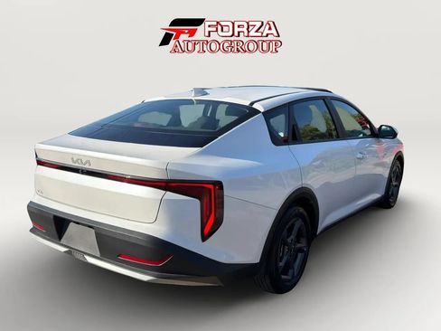 Used 2025 Kia K4 FWD image 4