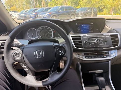 Used 2013 Honda Accord LX image 2