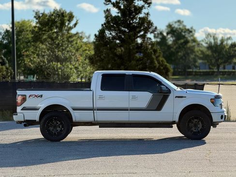 Used 2014 Ford F150 FX4 w/ Equipment Group 402A Luxury AWD/4WD image 7