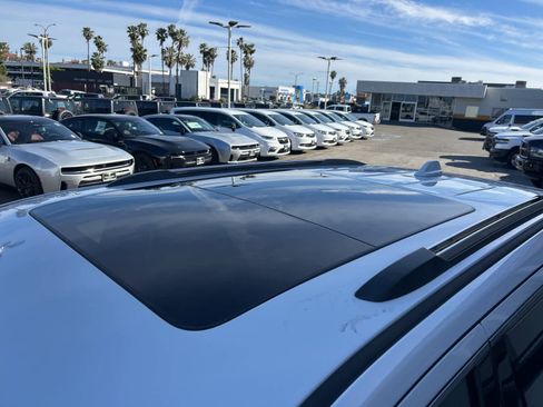 Used 2019 Jeep Grand Cherokee Summit image 13