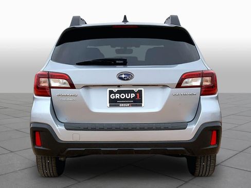 Used 2018 Subaru Outback 2.5i Premium AWD/4WD image 5