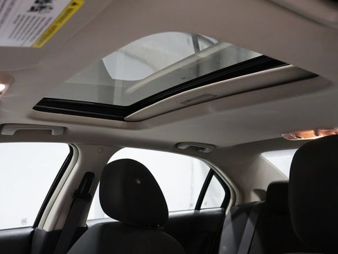 Used 2010 Ford Fusion Hybrid FWD image 10