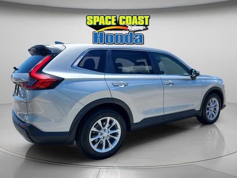 Used 2024 Honda CR-V EX-L image 3