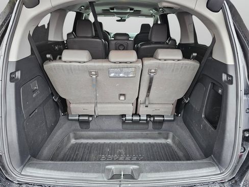 Used 2019 Honda Odyssey Elite image 18