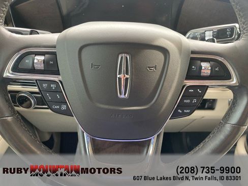 Used 2019 Lincoln Navigator L Reserve AWD/4WD image 16