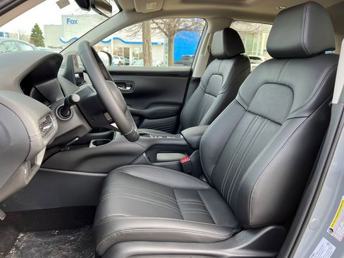 New 2026 Honda HR-V EX-L image 3