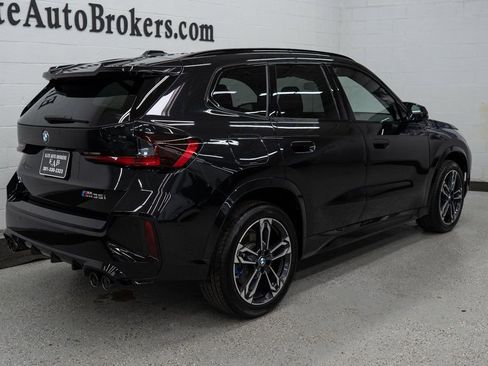Used 2024 BMW X1 w/ M Sport Line w/ Premium Package image 39