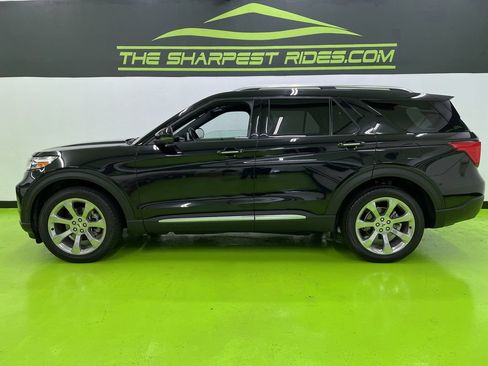 Used 2020 Ford Explorer Platinum w/ Premium Technology Package AWD/4WD image 6
