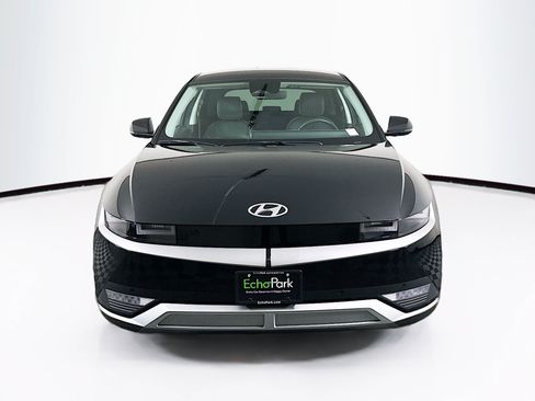Used 2023 Hyundai Ioniq 5 SEL AWD/4WD image 2