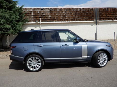 Used 2019 Land Rover Range Rover HSE image 4