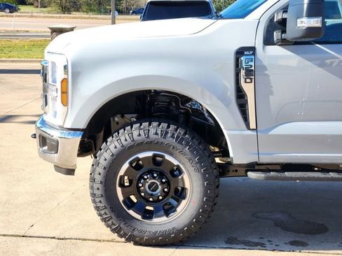 New 2026 Ford F250 XLT w/ Tremor Off-Road Package image 9