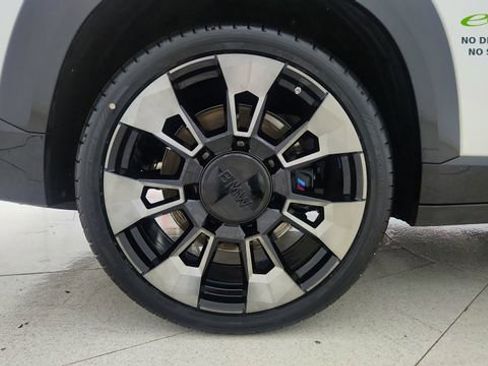 Used 2023 BMW XM AWD/4WD image 59