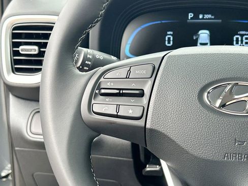 New 2026 Hyundai Venue SEL FWD image 29