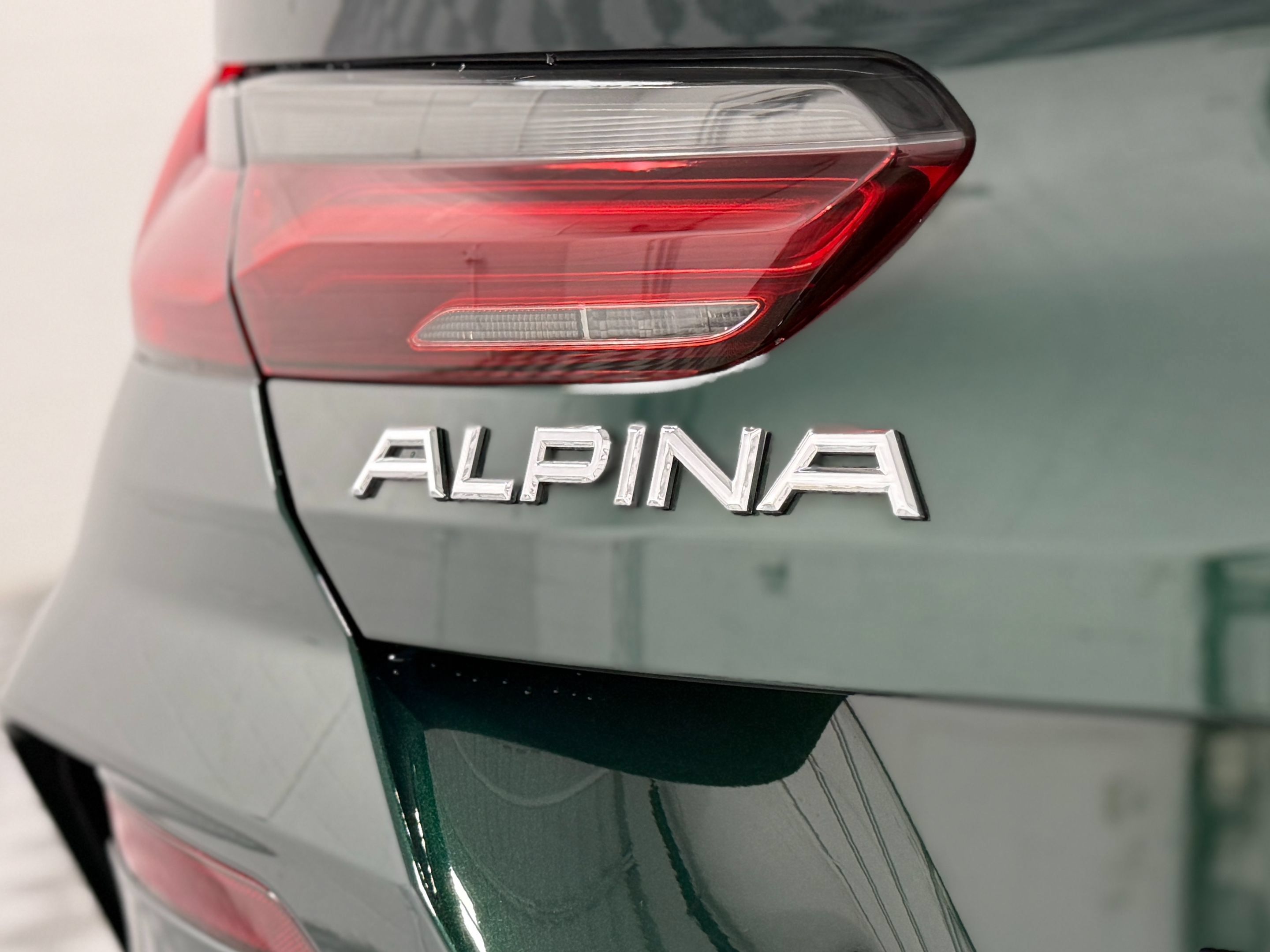 Used 2022 BMW ALPINA B8 xDrive Gran Coupe w/ Driving Assistance Package 2 AWD/4WD image 11