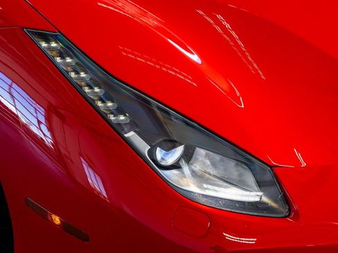 Used 2016 Ferrari 488 Spider image 20