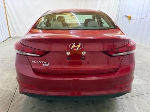 Used 2018 Hyundai Elantra SE FWD image 7