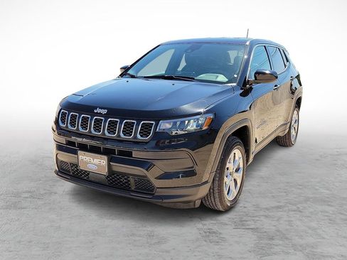 Used 2025 Jeep Compass Sport AWD/4WD image 4