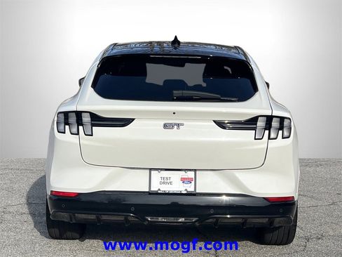 Certified 2022 Ford Mustang Mach-E GT image 29