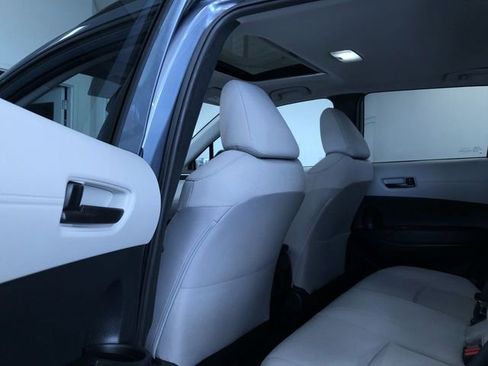 Used 2023 Toyota Corolla Cross LE w/ Moonroof Package image 20