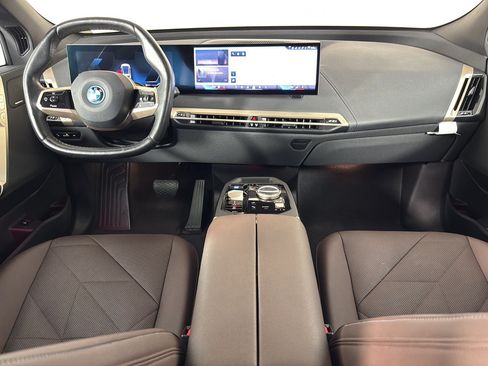 Certified 2024 BMW iX xDrive50 w/ Premium Package AWD/4WD image 17