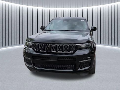Used 2024 Jeep Grand Cherokee L Summit AWD/4WD image 16