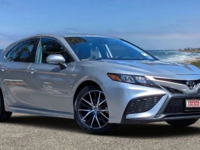 Used 2023 Toyota Camry SE