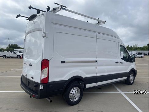 Used 2024 Ford Transit 250 148 High Roof image 2