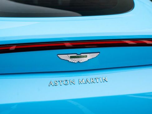 Used 2019 Aston Martin V8 Vantage Coupe RWD image 15