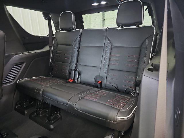 Used 2026 GMC Yukon AT4 Ultimate w/ LPO, Floor Liner Package AWD/4WD image 39