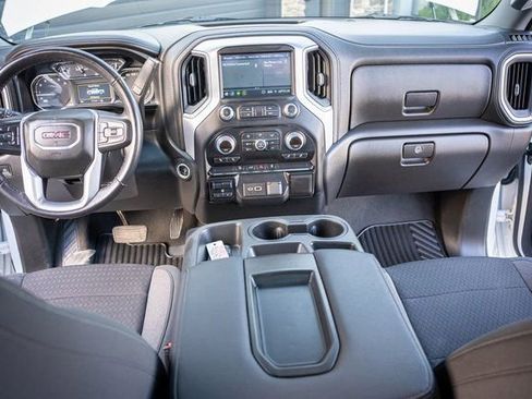 Used 2022 GMC Sierra 2500 SLE image 32