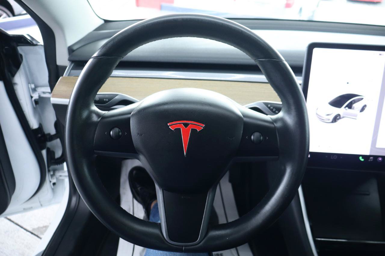 Used 2019 Tesla Model 3 Standard Range Plus RWD image 19