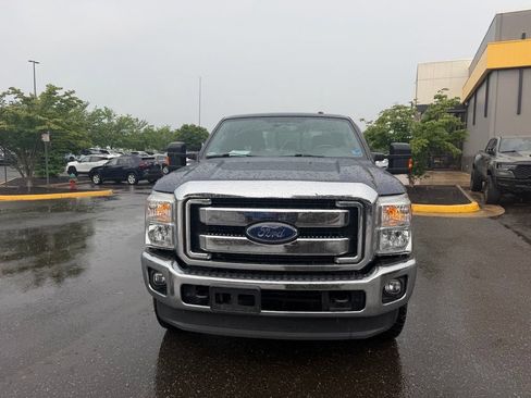 Used 2015 Ford F250 Lariat w/ Lariat Ultimate Package AWD/4WD image 2