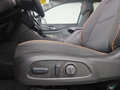 Certified 2023 GMC Acadia AT4 w/ LPO, Floor Liner Package image 32