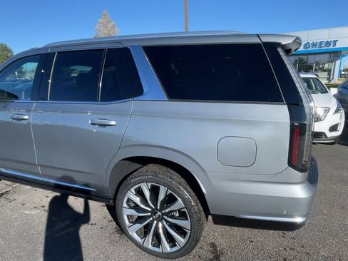 New 2026 Cadillac Escalade Luxury w/ Touring Package image 6