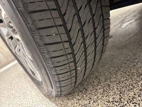 Used 2024 GMC Yukon Denali Ultimate image 39