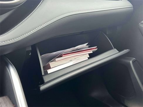 Certified 2025 Toyota Highlander Limited image 34