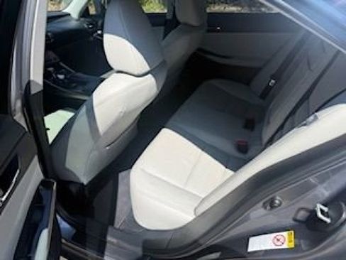 Used 2014 Lexus IS 250 AWD w/ Luxury Package w/Gray Wood image 9